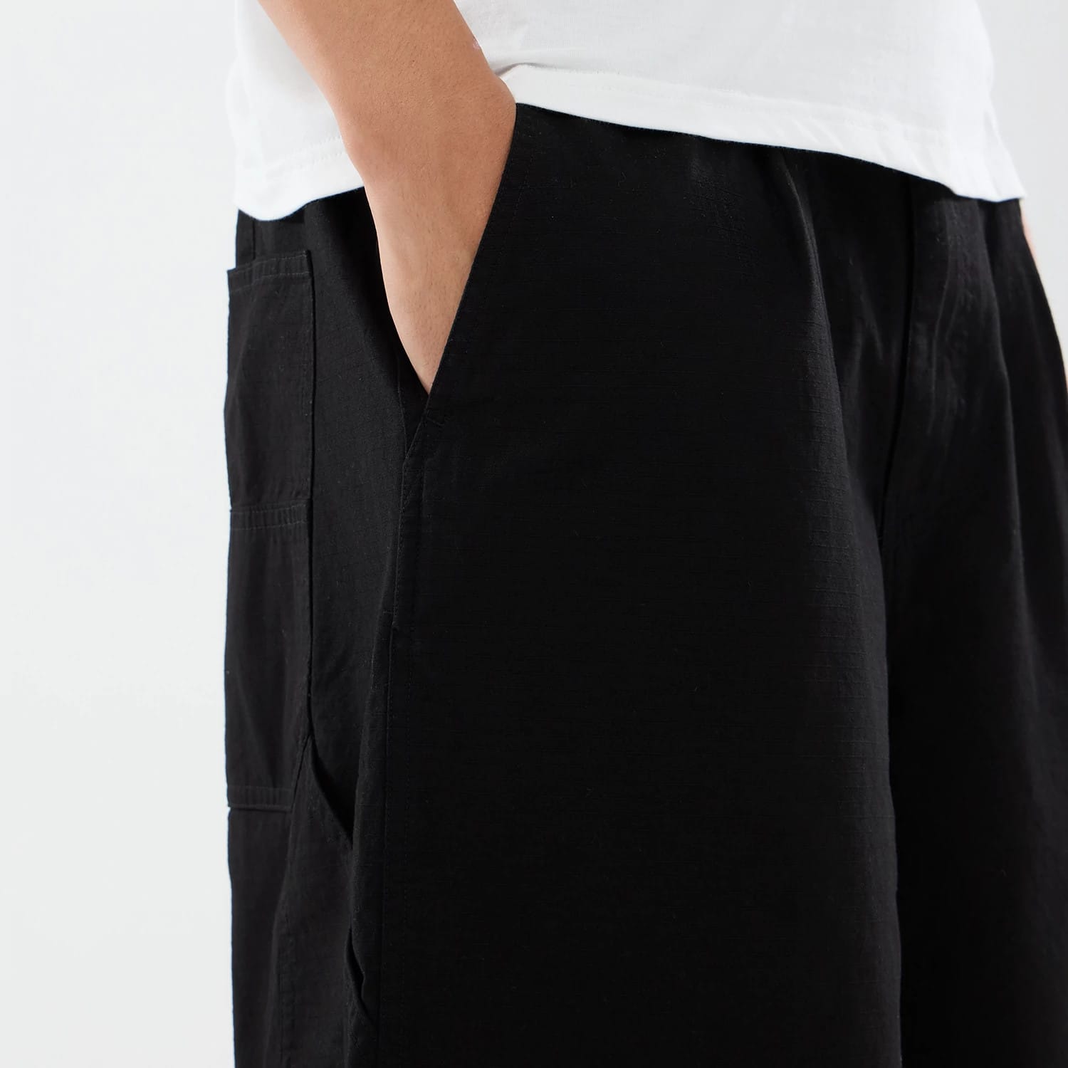 New Era Canvas Black Bermuda Shorts