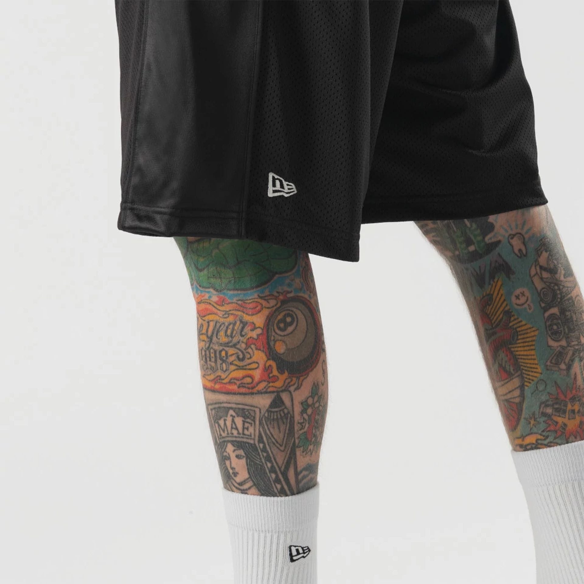 New Era Bermuda Black Oversized Shorts