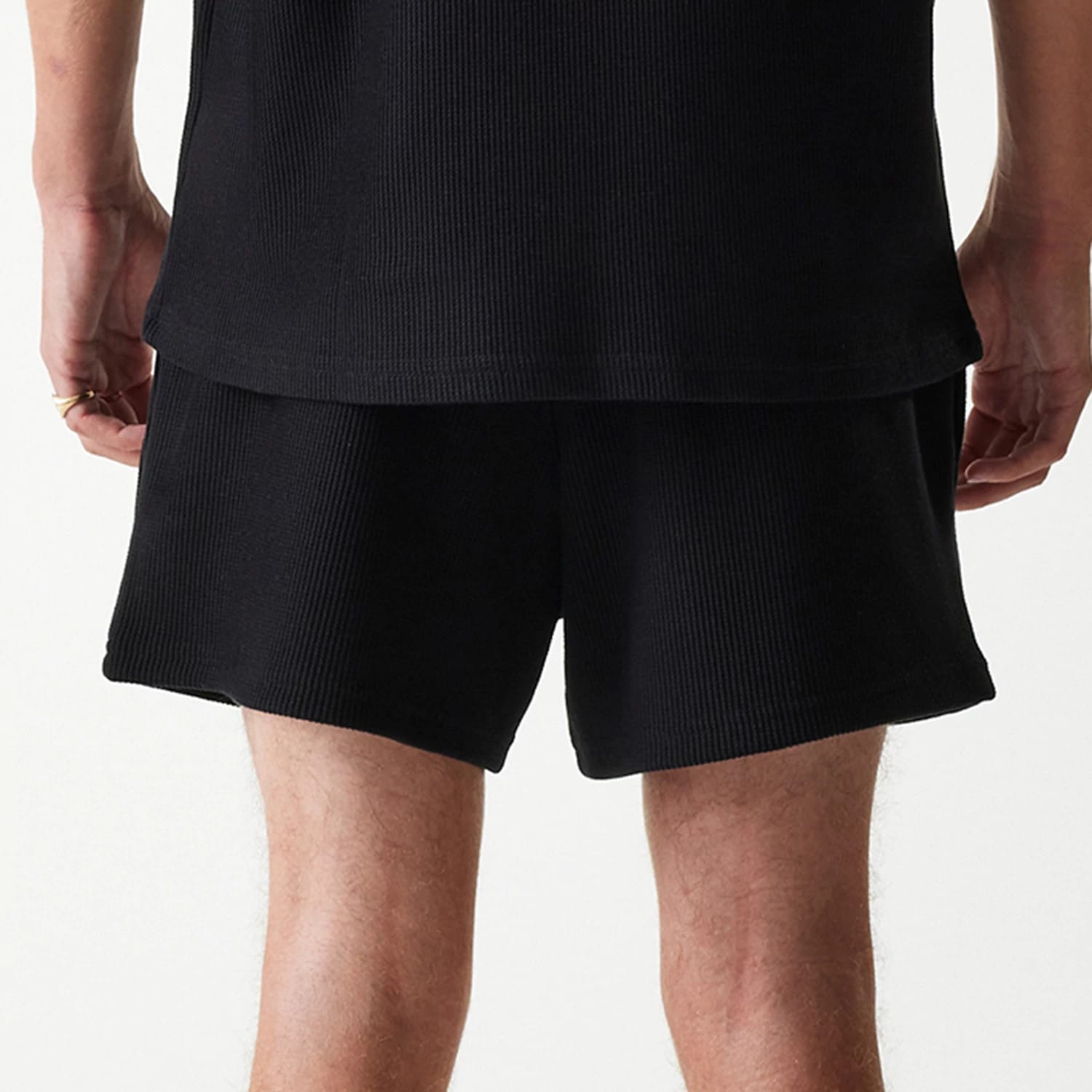 New Era Waffle Black Shorts