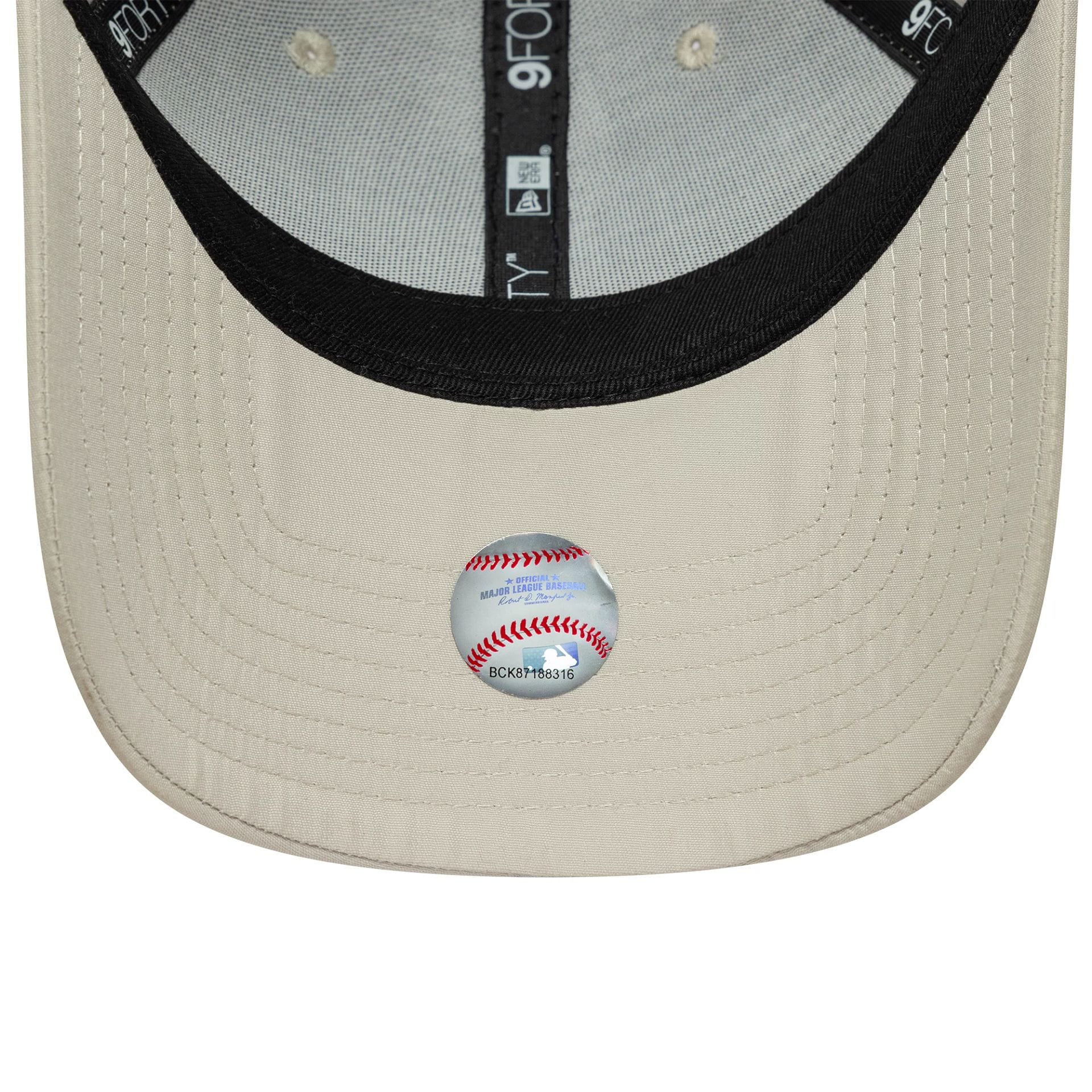 New York Yankees Womens MLB Flawless Light Beige 9FORTY Cap