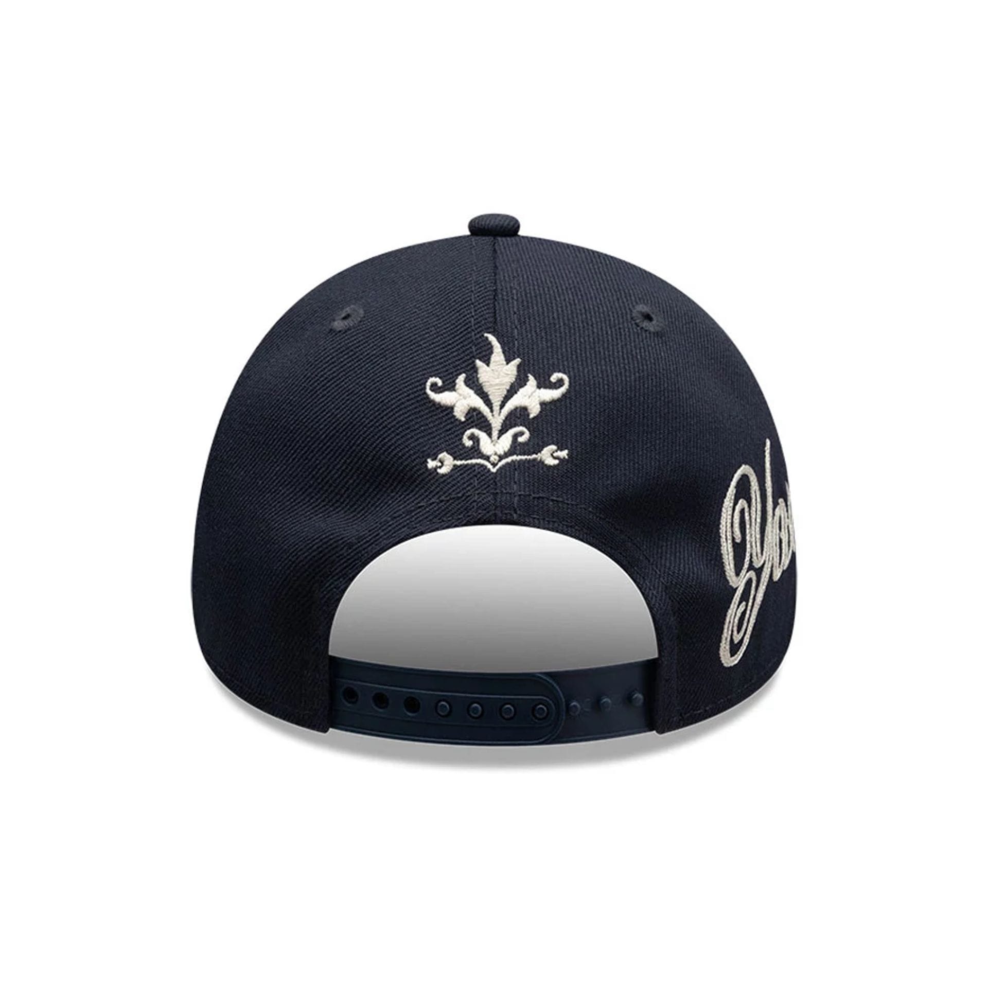 New York Yankees MLB Script Navy 9FORTY M-Crown A-Frame Adjustable Cap