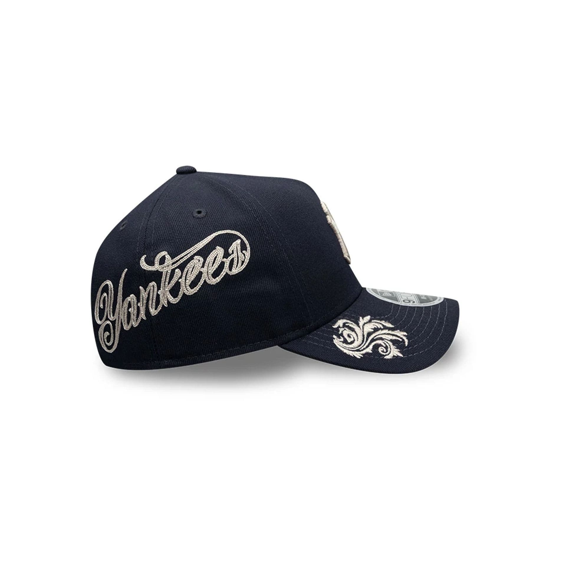 New York Yankees MLB Script Navy 9FORTY M-Crown A-Frame Adjustable Cap