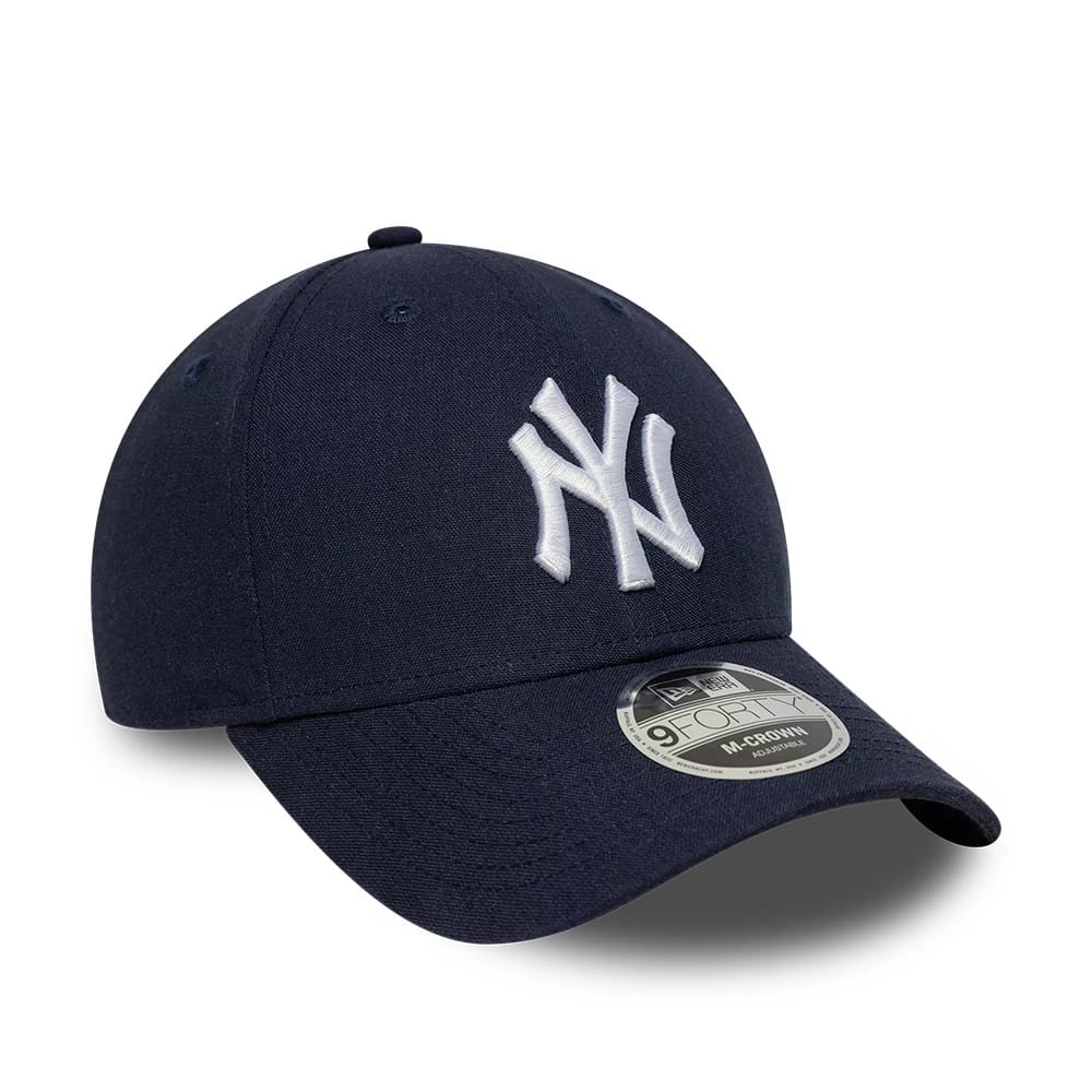 New York Yankees MLB Linen Navy 9FORTY M-Crown Adjustable Cap