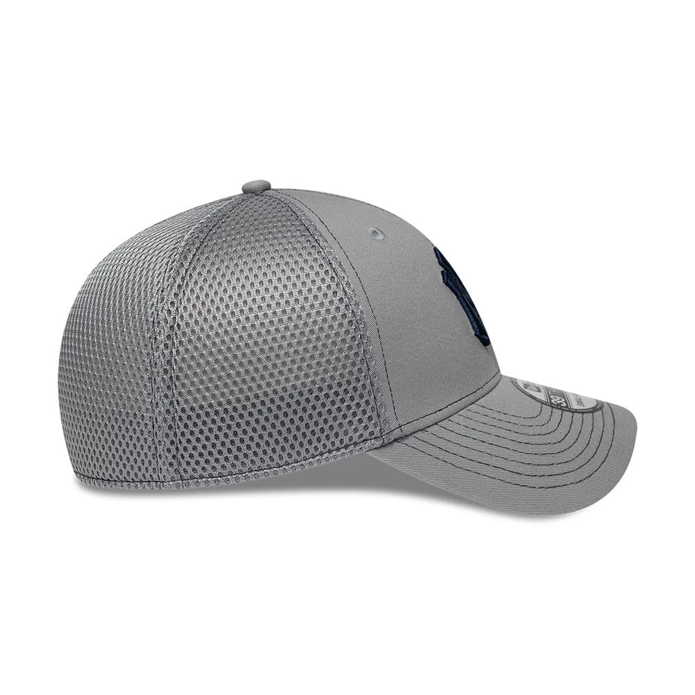 New York Yankees MLB Neo Grey 39THIRTY Stretch Fit Cap