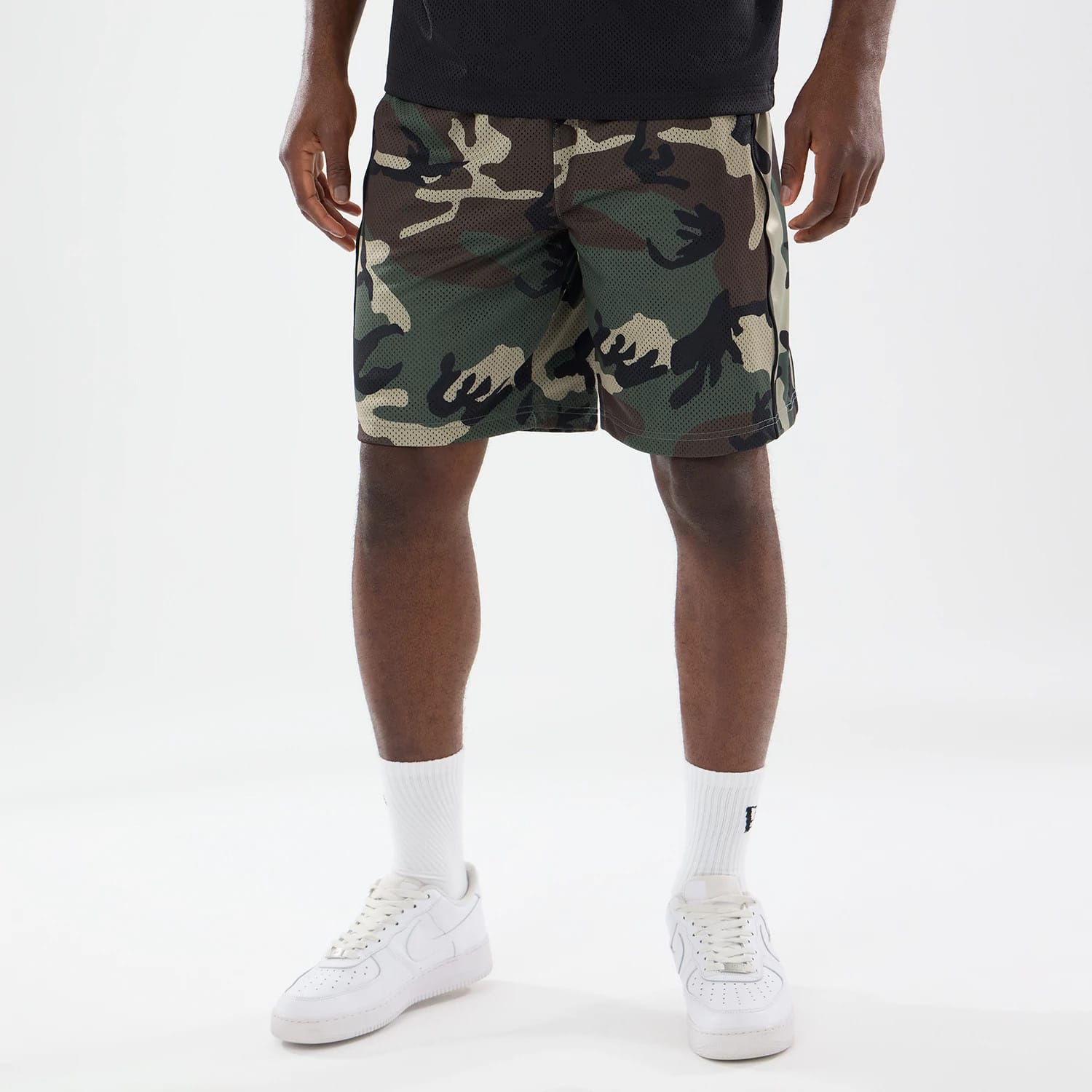 New Era Bermuda 6 Day Camo Oversized Shorts