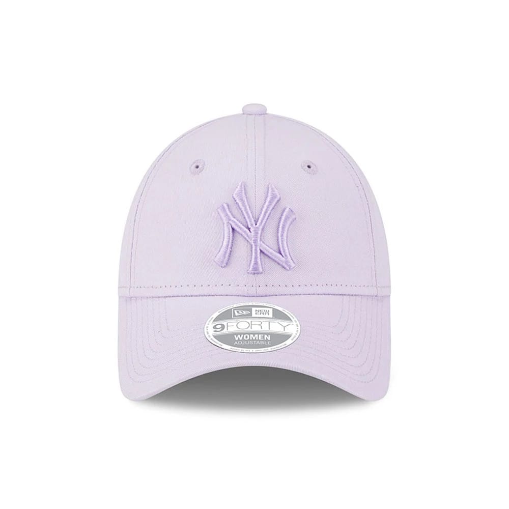 New York Yankees Womens League Essential Lilac 9FORTY Adjustable Cap