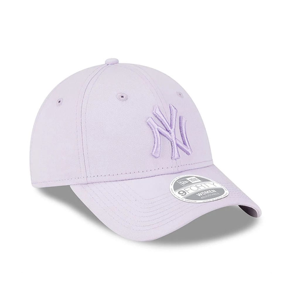 New York Yankees Womens League Essential Lilac 9FORTY Adjustable Cap