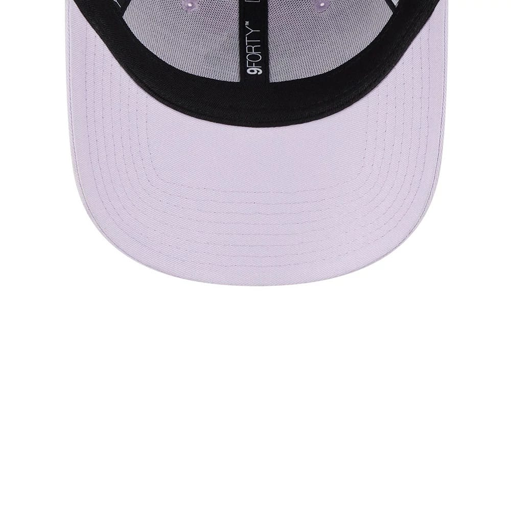 New York Yankees Womens League Essential Lilac 9FORTY Adjustable Cap