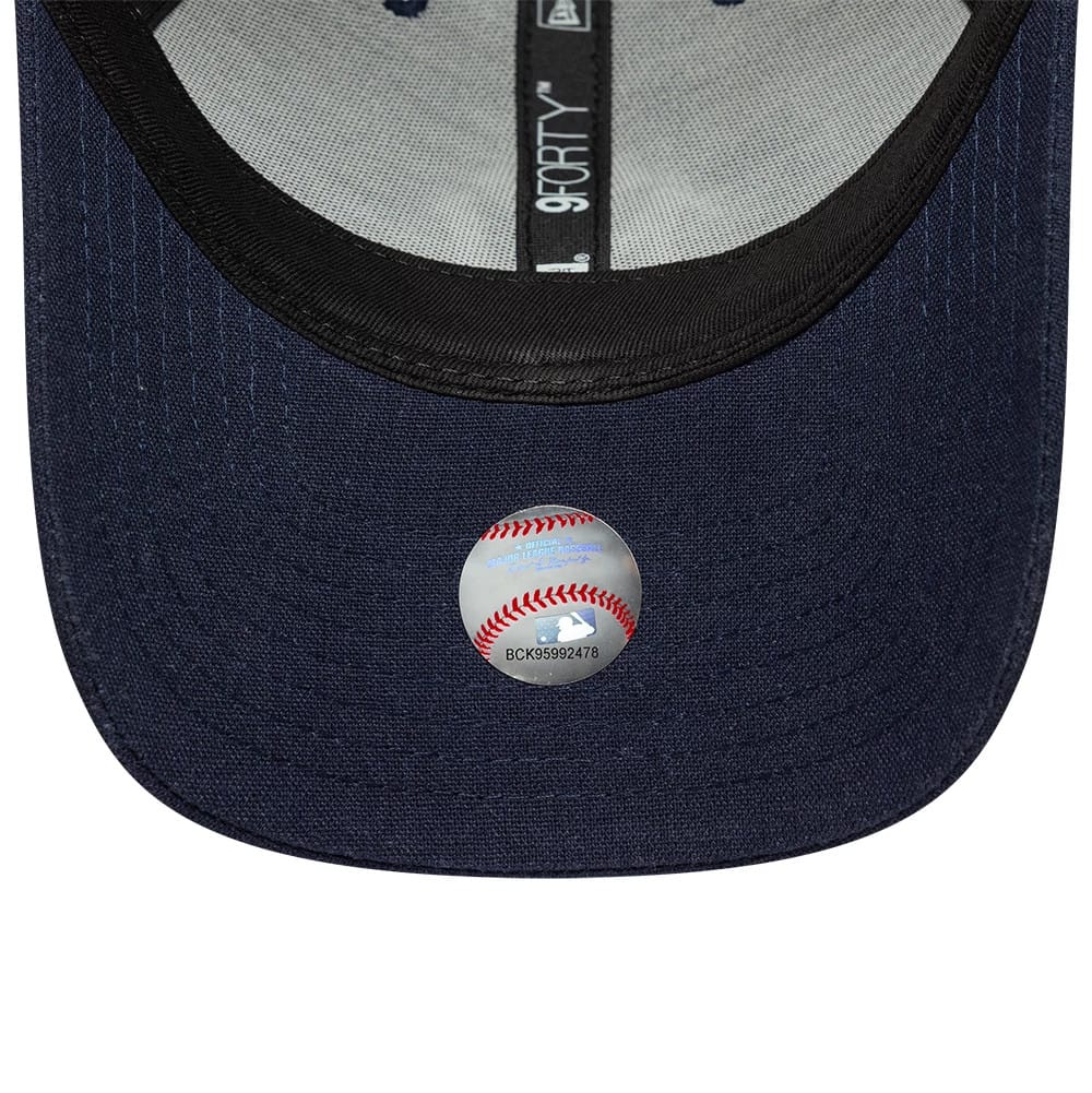 New York Yankees MLB Linen Navy 9FORTY M-Crown Adjustable Cap